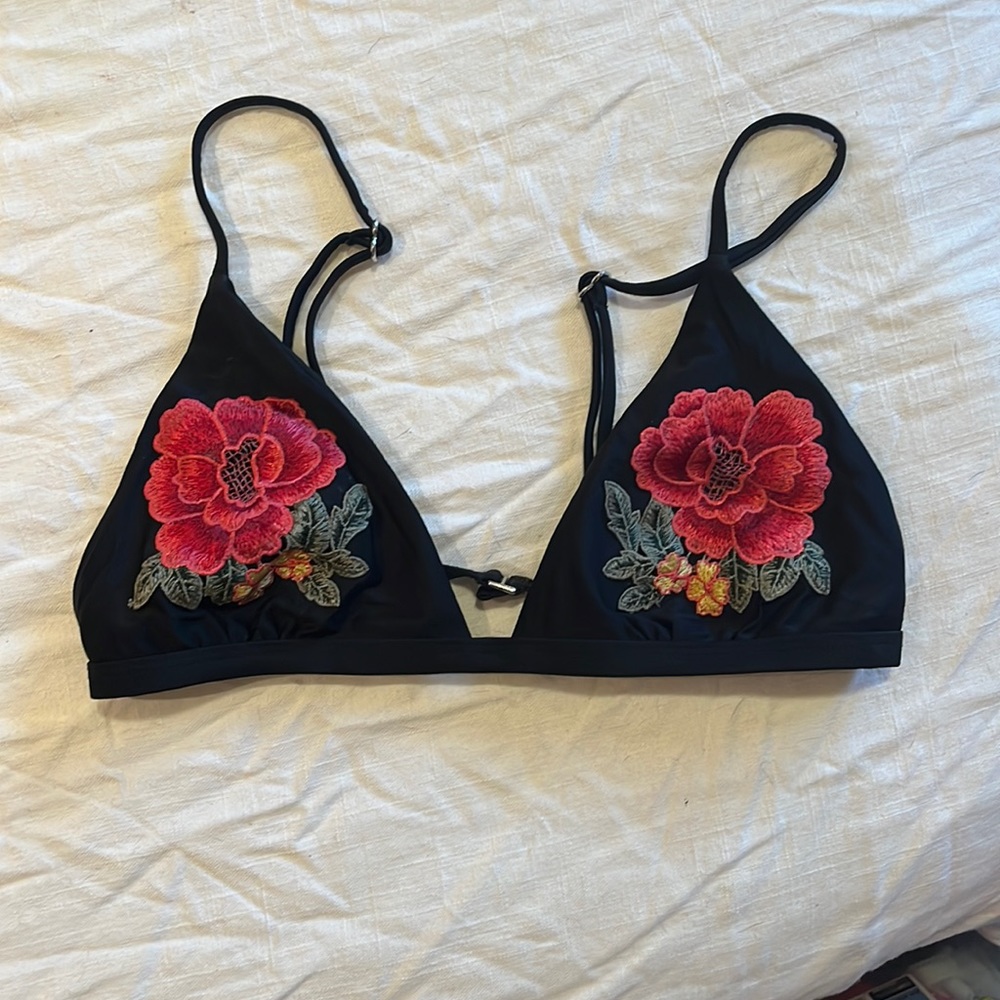 Black Embroidered Bikini Top sz M